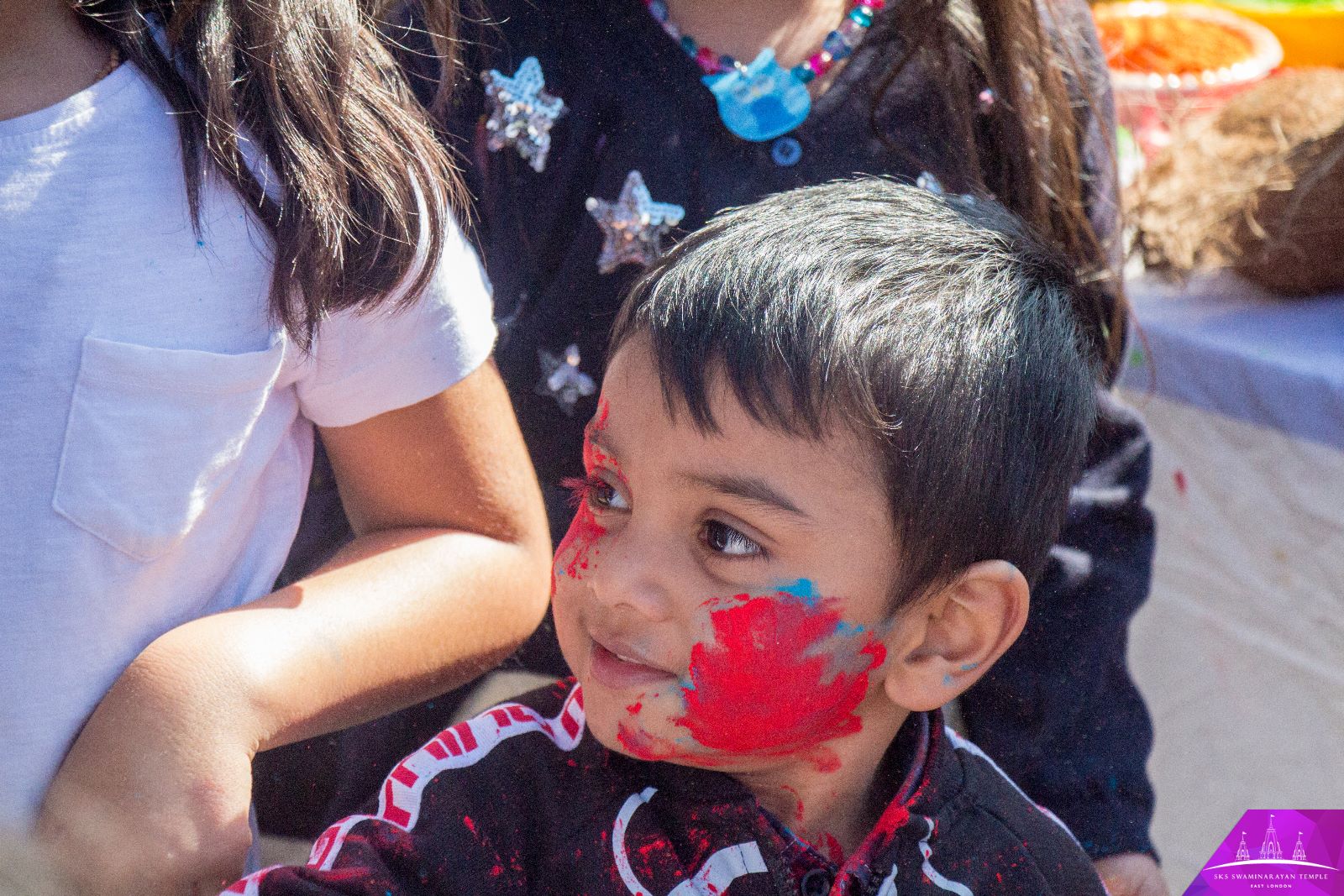 ©1987-2017 SKS Swaminarayan Temple East London